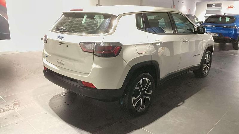 Usata Jeep Compass Altitude 190 CV (139 kW) 2024 Bianco SUV
