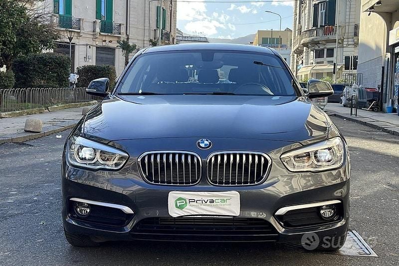 Usata BMW 116 Sport Line 116 CV (85 kW) 2019 Grigio Utilitaria