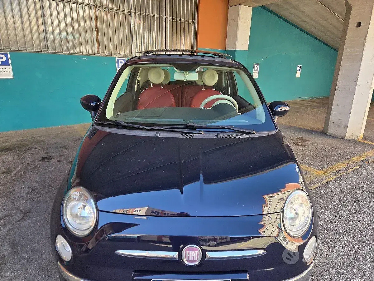Usata Fiat 500 Lounge 69 CV (50 kW) 2012 Bluazzurro Utilitaria