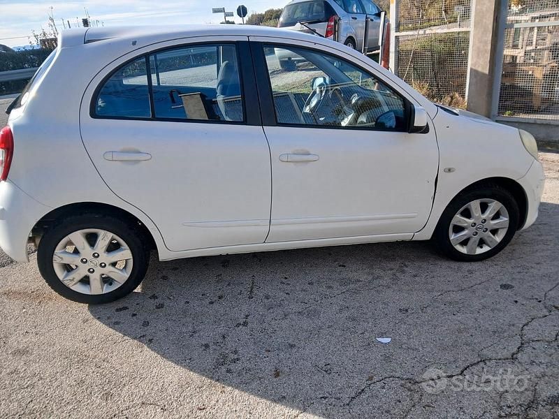Usata Nissan Micra 2010 Bianco Berlina
