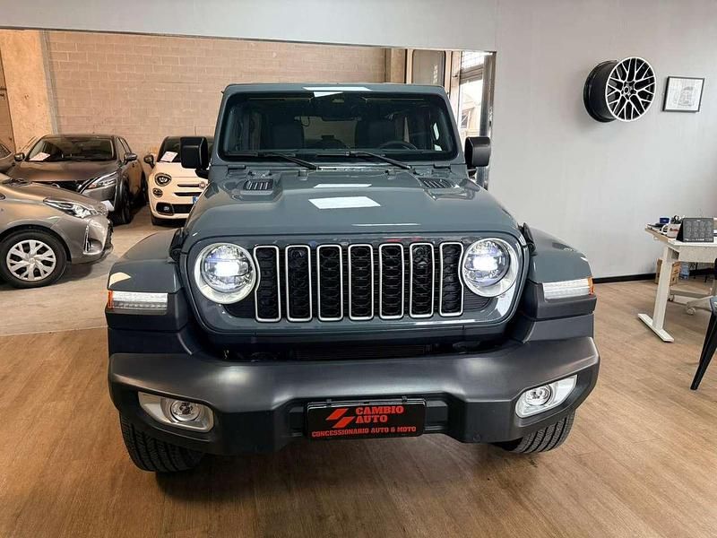 Usata Jeep Wrangler Sahara 272 CV (200 kW) 2025 Grigio SUV