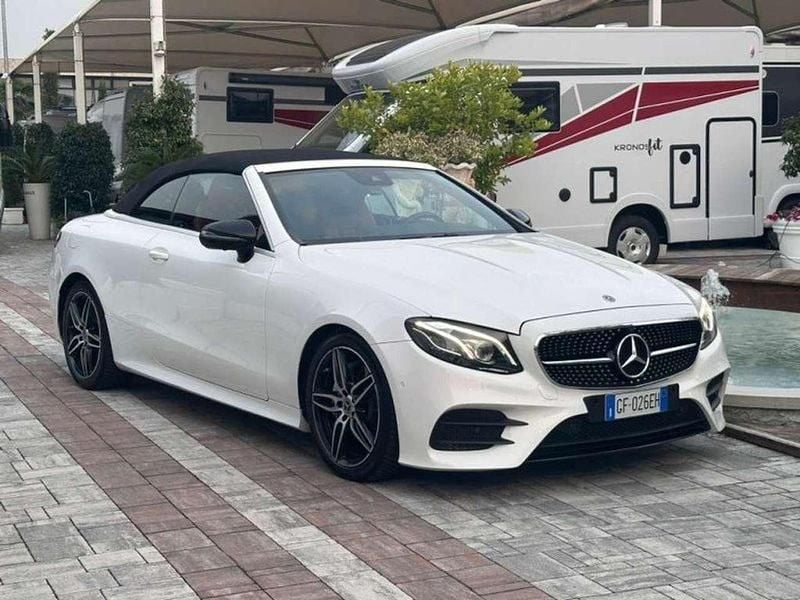 Bianco Usata 2018 Mercedes E220 Premium Cabrio | 30.900 € (Buon prezzo) - Immagine 1/4