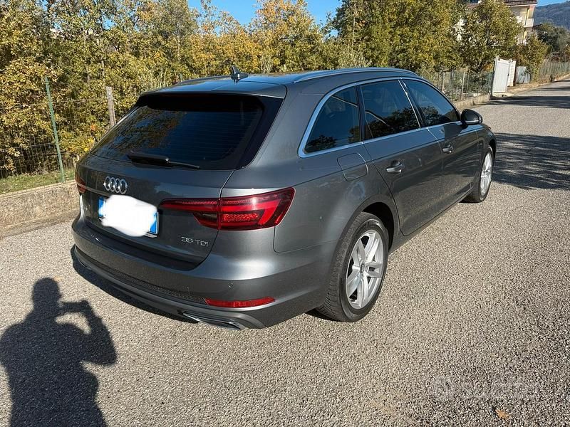Usata Audi A4 150 CV (110 kW) 2019 Grigio Station wagon
