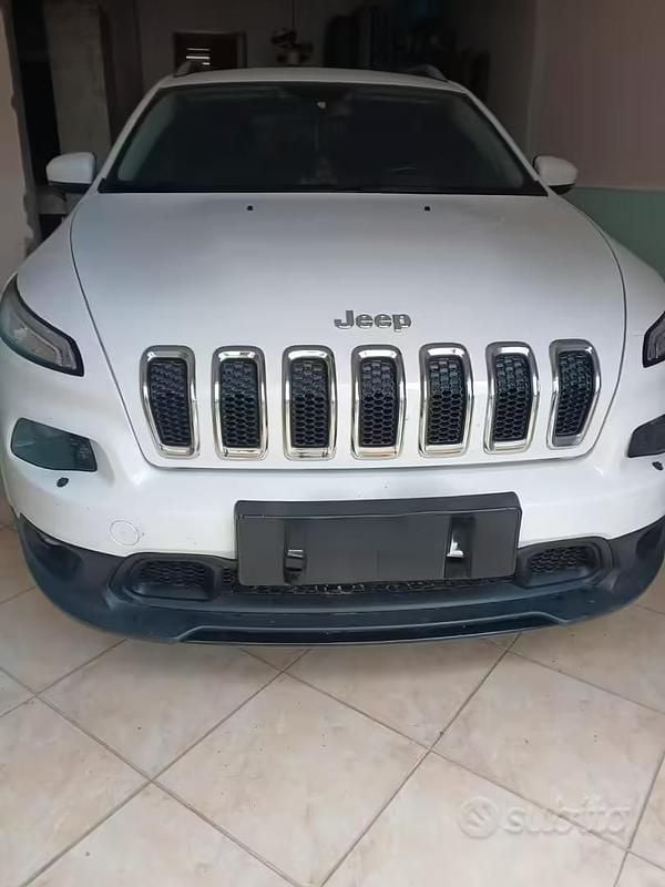 Usata Jeep Cherokee 140 CV (102 kW) 2015 Bianco SUV