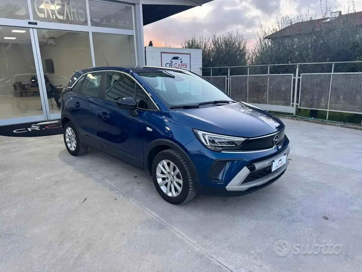 Usata Opel Crossland Elegance 110 CV (80 kW) 2022 Bluazzurro SUV