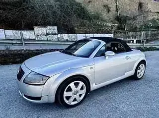 Usata Audi TT Roadster 150 CV (110 kW) 2001 Grigio Cabrio