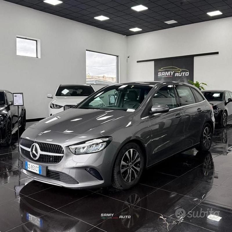 Occasion Mercedes B180 Advanced 116 PK (85 kW) 2024 Grijs MPV