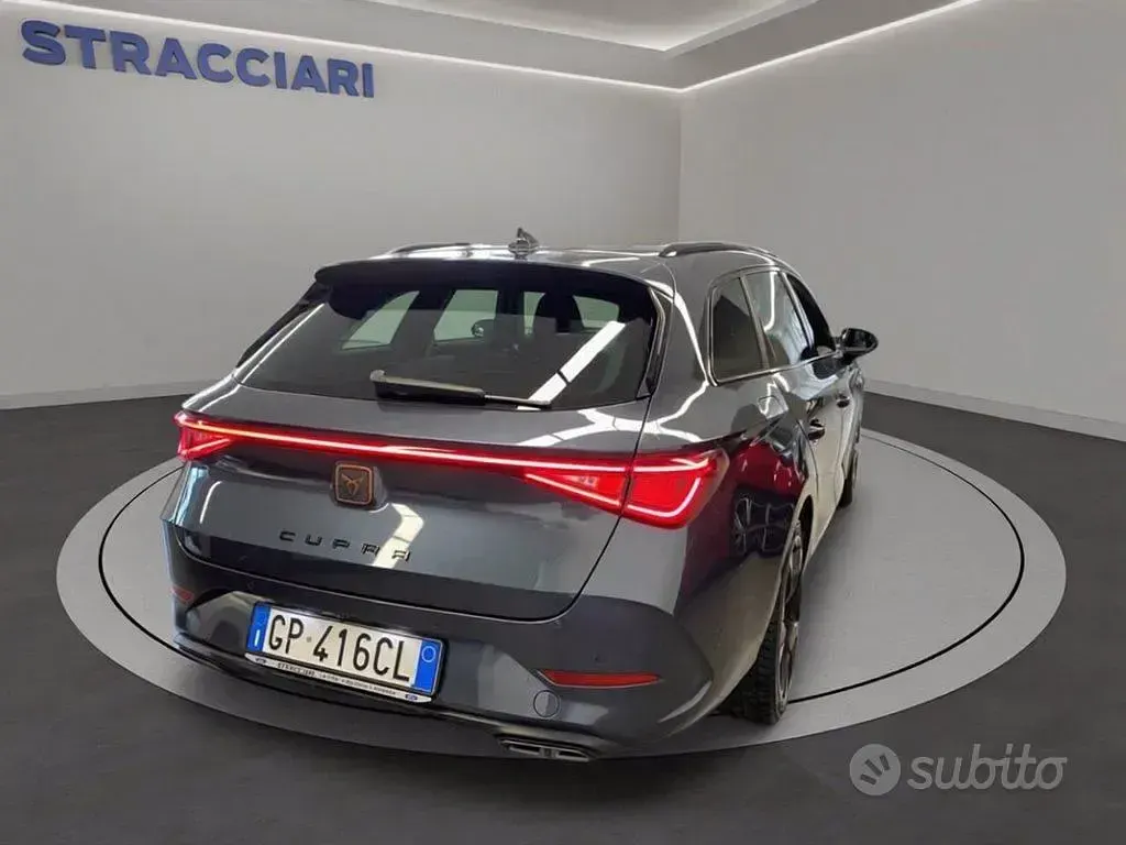 Usata Cupra Leon 150 CV (110 kW) 2023 Grigio metallizzato Station wagon