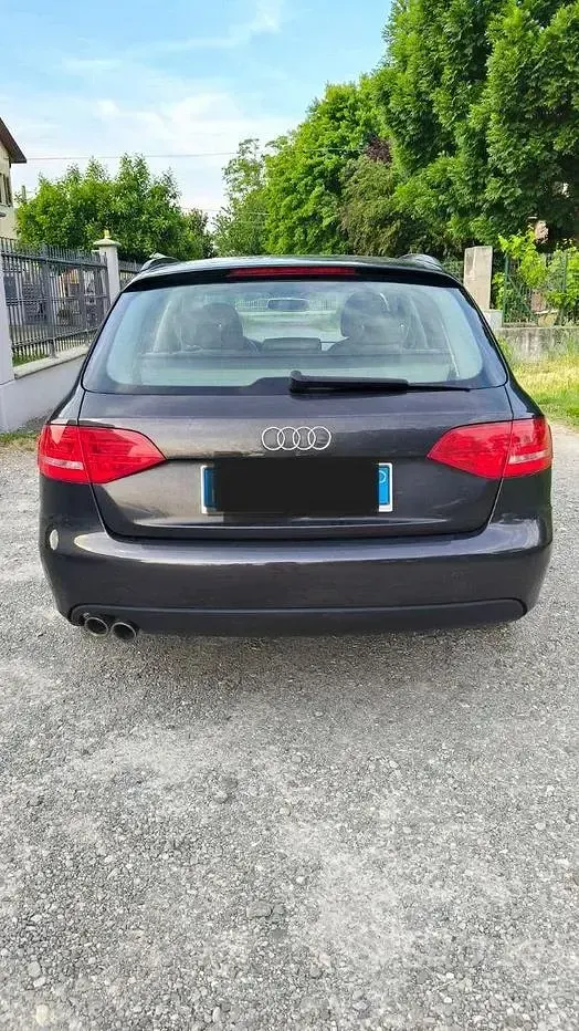Usata Audi A4 140 CV (102 kW) 2012 Grigio Station wagon