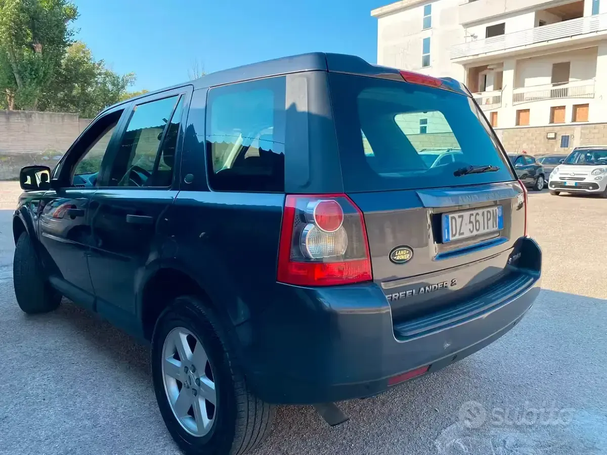 Usata Land Rover Freelander 2 160 CV (117 kW) 2009 Grigio SUV