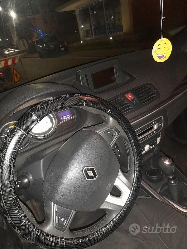 Usata Renault Mégane 110 CV (80 kW) 2011 Nero Berlina