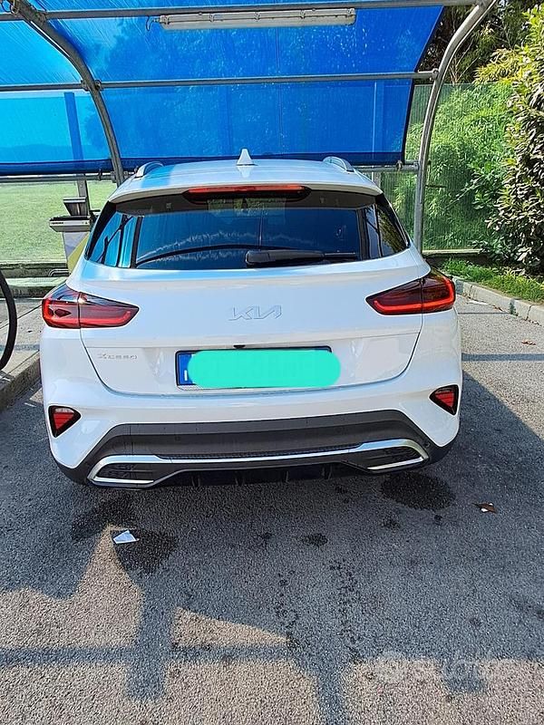 Usata Kia XCeed 120 CV (88 kW) 2024 Bianco SUV