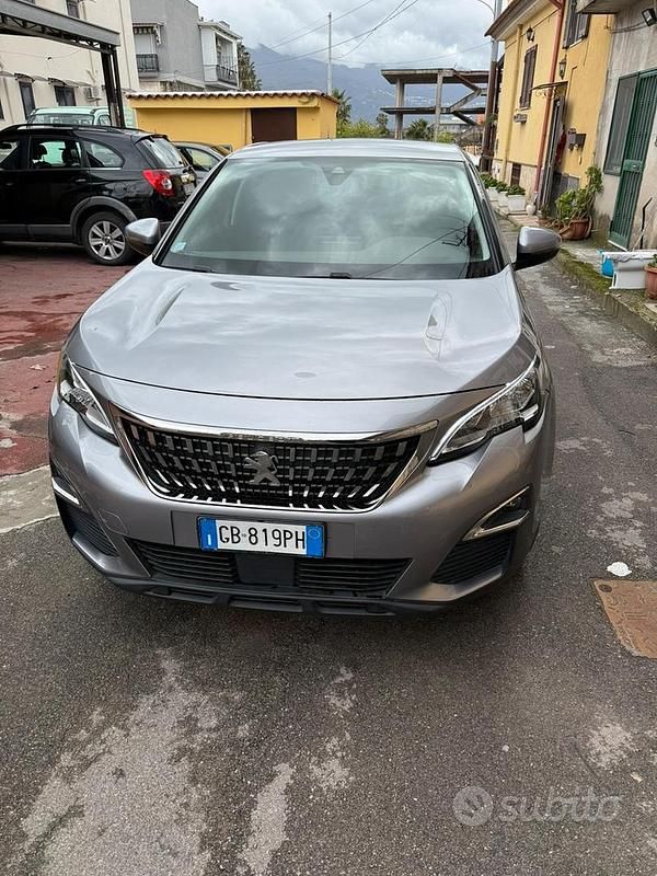 Usata Peugeot 3008 130 CV (95 kW) 2020 Grigio SUV