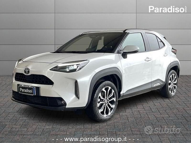 Usata Toyota Yaris Cross Trend 93 CV (68 kW) 2025 Bianco SUV