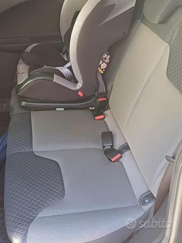 Usata Ford Tourneo Courier 2019 Grigio Monovolume