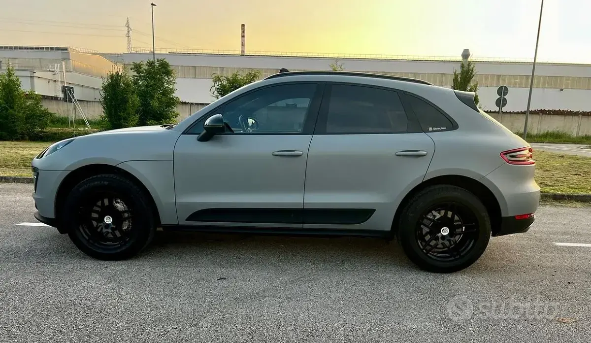 Usata Porsche Macan 250 CV (183 kW) 2015 Grigio SUV