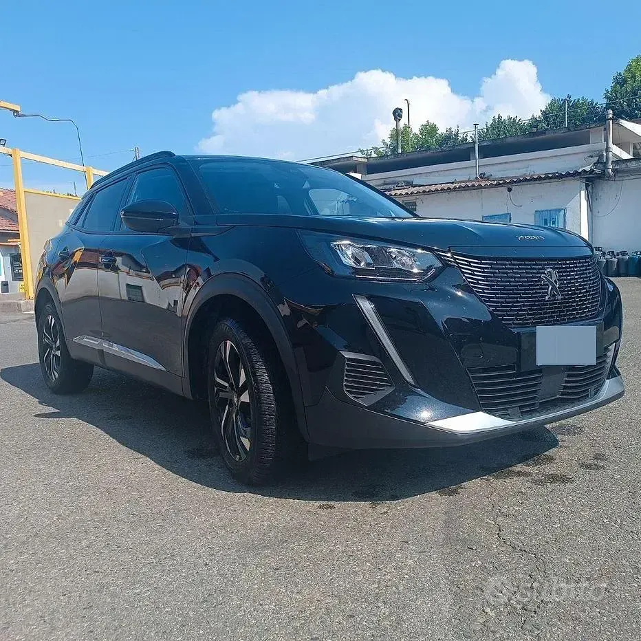 Usata Peugeot 2008 110 CV (80 kW) 2022 Nero SUV