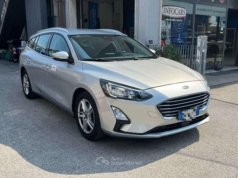 Argento metallizzato Usata 2020 Ford Focus Business Edition Station wagon | 7900 € (Super prezzo) - Immagine 1/4