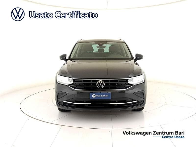 Usata VW Tiguan Life 122 CV (89 kW) 2022 Grigio SUV