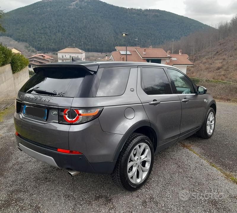 Usata Land Rover Discovery Sport 150 CV (110 kW) 2017 Grigio SUV