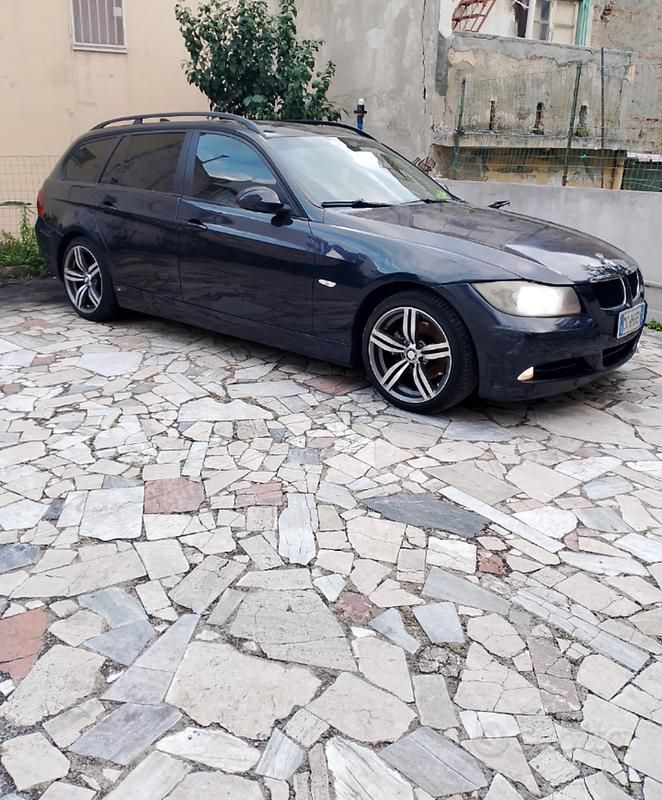 Blu Usata 2006 BMW 320 M Sport Station wagon | 3000 € (Ottimo prezzo) - Immagine 1/4