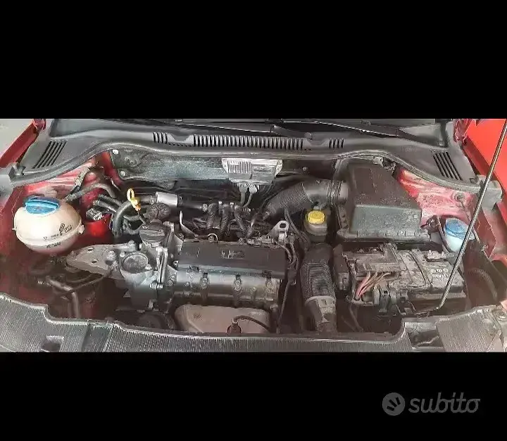 Usata Seat Ibiza Reference 69 CV (50 kW) 2010 Rosso Berlina