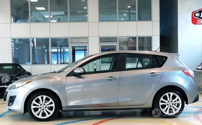 Usata Mazda 3 Active 115 CV (84 kW) 2011 Grigio Berlina