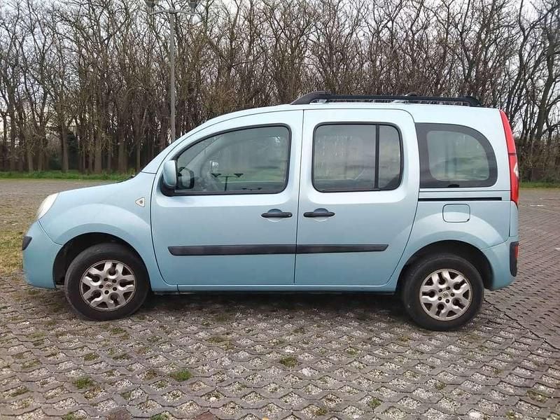 Usata Renault Kangoo Dynamique 86 CV (63 kW) 2008 Blu/azzurro Monovolume