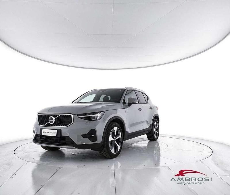 Usata Volvo XC40 Core 163 CV (119 kW) 2025 Grigio SUV