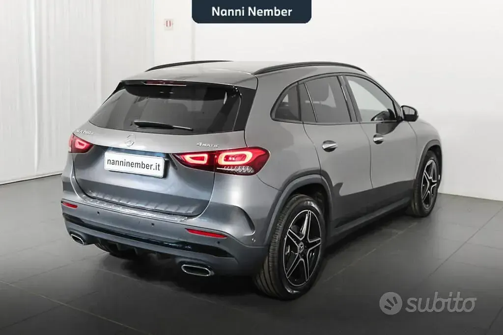 Usata Mercedes GLA200 Premium 150 CV (110 kW) 2022 Grigio SUV
