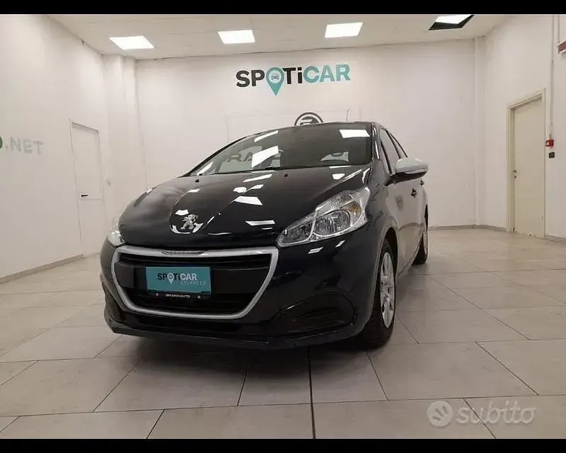 Usata Peugeot 208 Active 68 CV (50 kW) 2018 Blu/azzurro Utilitaria