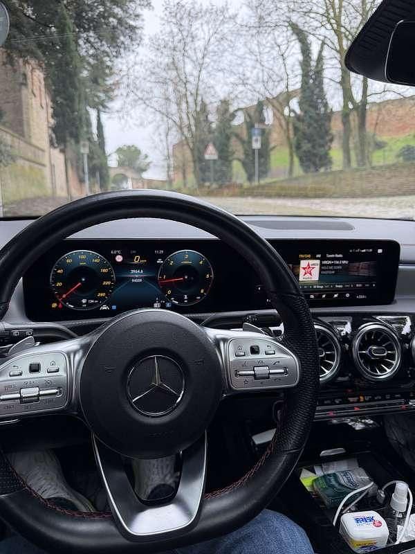 Usata Mercedes CLA200 Shooting Brake Premium 150 CV (110 kW) 2023 Nero Station wagon