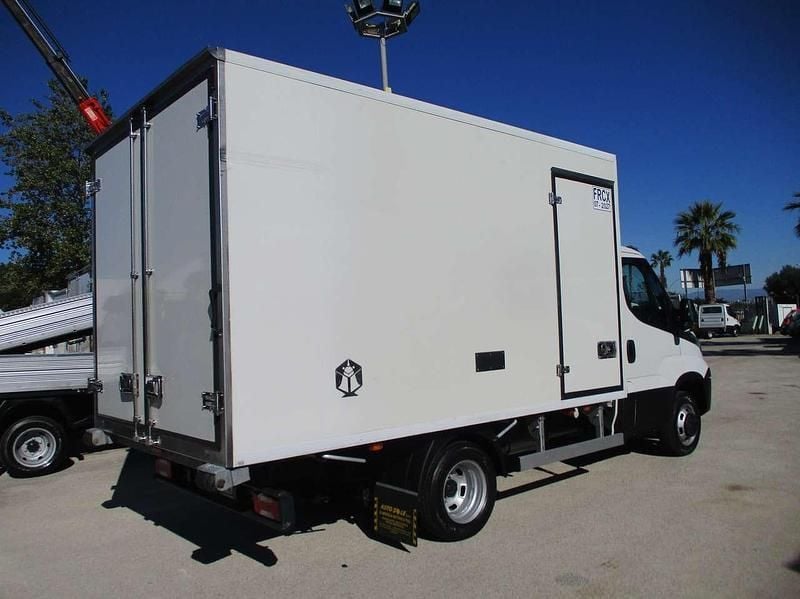 Usata Iveco Daily 150 CV (110 kW) 2018 Bianco