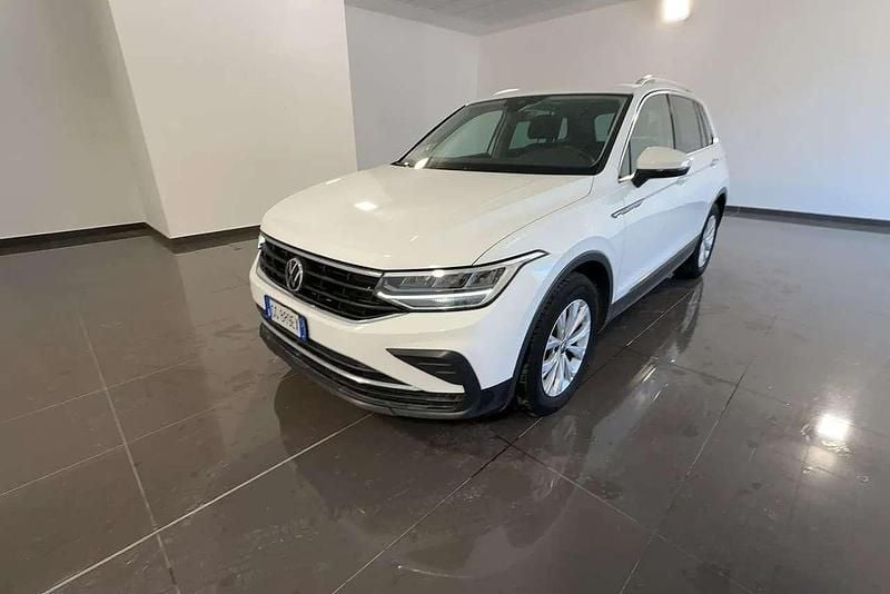 Bianco Usata 2021 VW Tiguan SUV | 21.990 € (Super prezzo) - Immagine 1/4