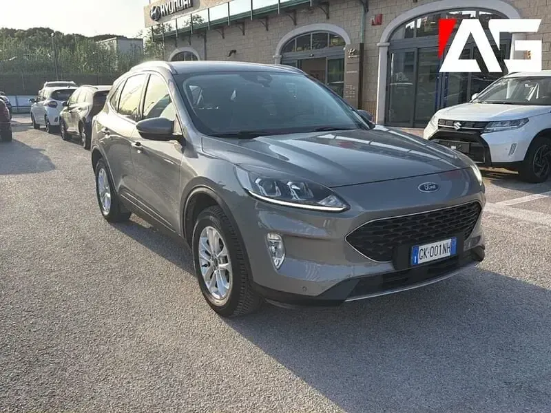 Usata Ford Kuga Business Edition 225 CV (165 kW) 2022 Grigio SUV