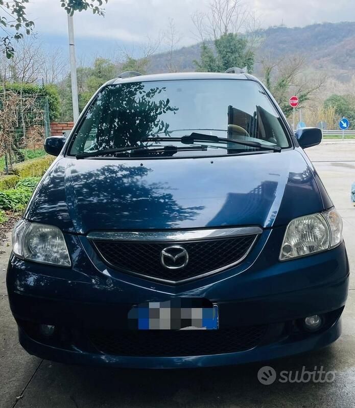 Usata Mazda MPV 136 CV (100 kW) 2003 Blu Monovolume