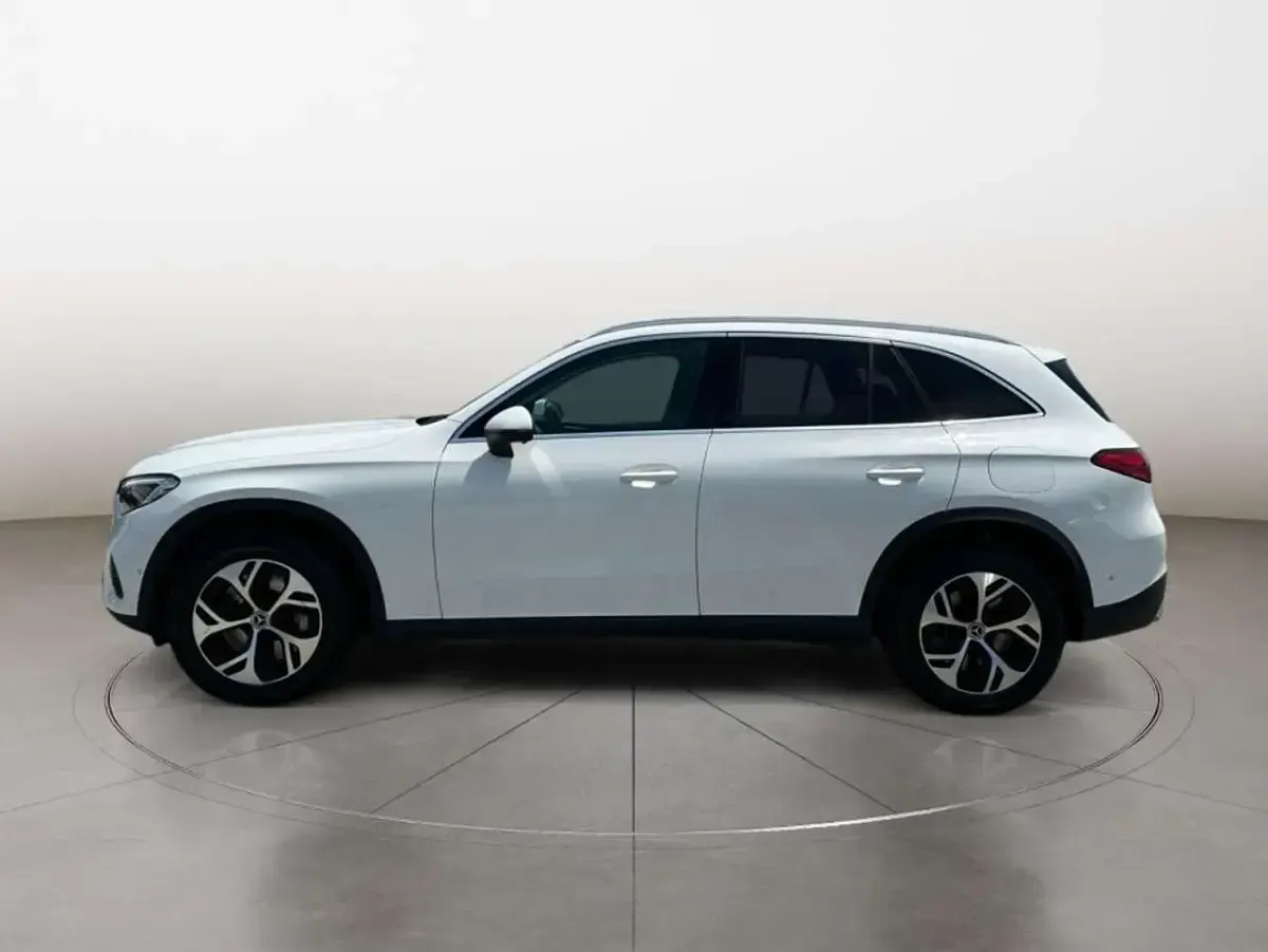 Usata Mercedes GLC300 Advanced 197 CV (144 kW) 2023 Bianco SUV