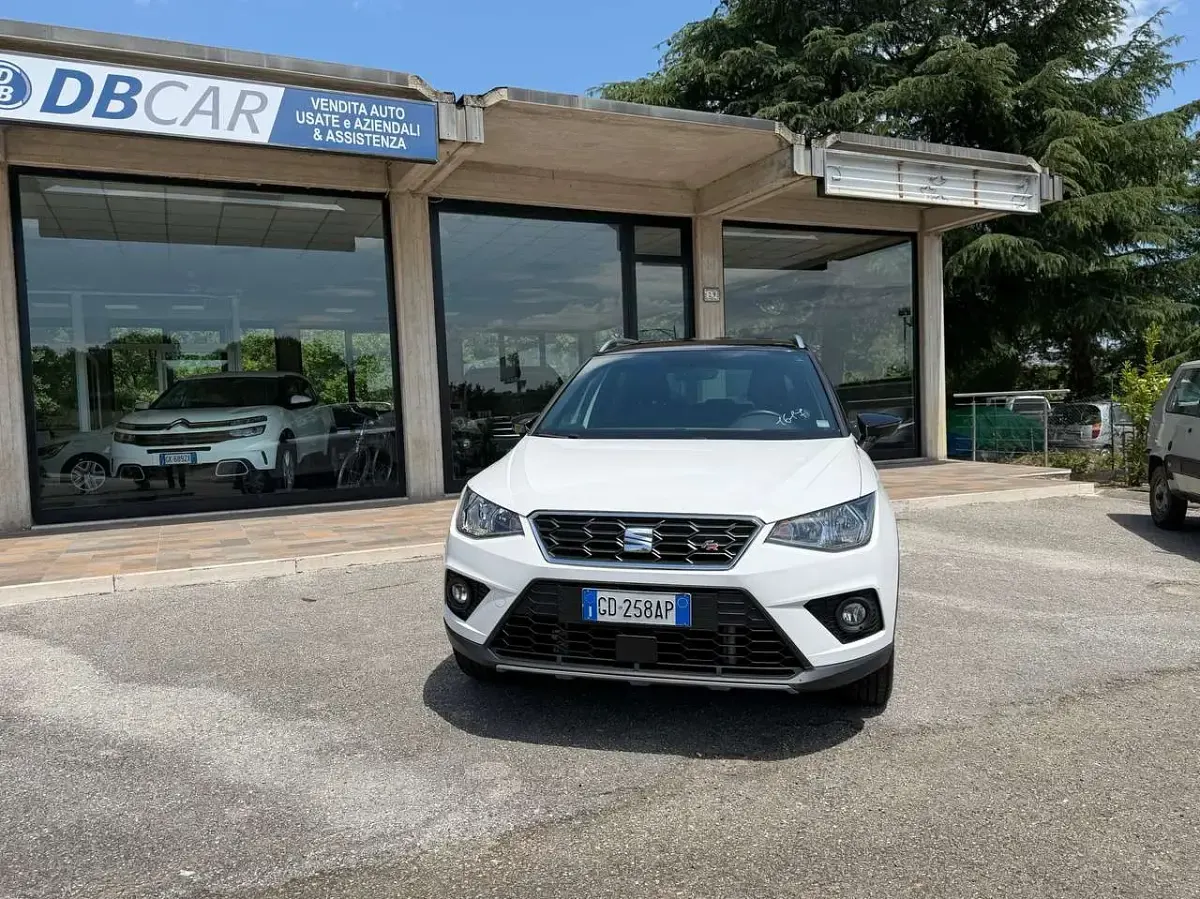Usata Seat Arona FR 90 CV (66 kW) 2020 Bianca / nero SUV