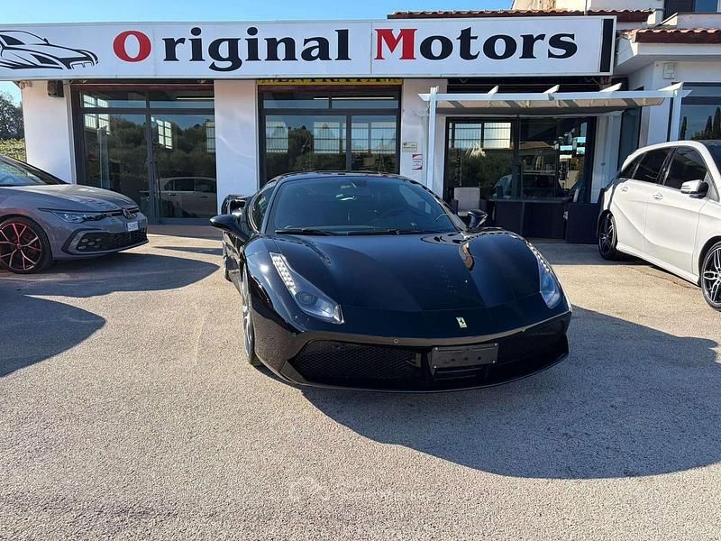 Nero Usata 2018 Ferrari 488 Coupé | 209.000 € (Molto cara) - Immagine 1/4