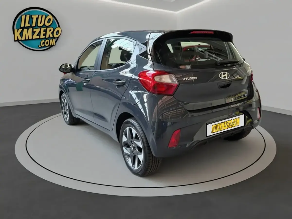 Usata Hyundai i10 63 CV (46 kW) 2021 Nero Utilitaria