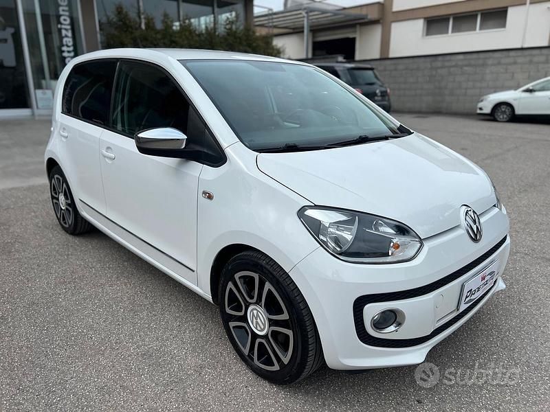 Usata VW up! Highline 75 CV (55 kW) 2013 Bianco Utilitaria