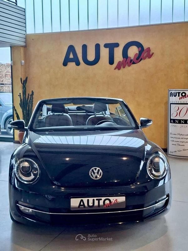 Usata VW Beetle Cabriolet Design 160 CV (117 kW) 2013 Nero Cabrio