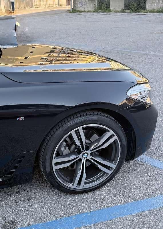 Usata BMW 620 Gran Turismo M Sport 190 CV (139 kW) 2019 Blu/azzurro Berlina
