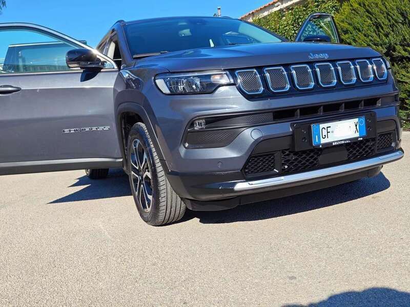 Grigio Usata 2021 Jeep Compass Longitude SUV | 22.500 € (Molto cara) - Immagine 1/4