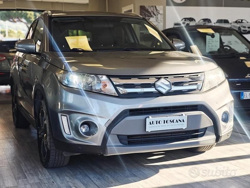 Usata Suzuki Vitara 120 CV (88 kW) 2017 Grigio SUV