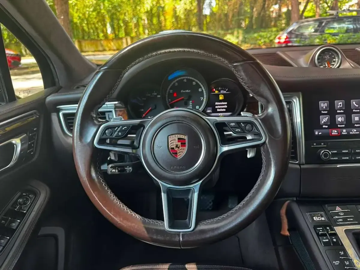 Usata Porsche Macan Turbo 400 CV (294 kW) 2016 Nero SUV