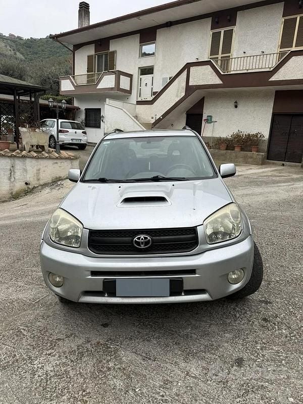 Usata Toyota RAV4 2005 SUV