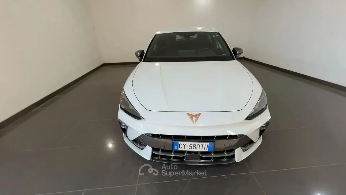 Usata Cupra Leon 150 CV (110 kW) 2025 Bianco Berlina