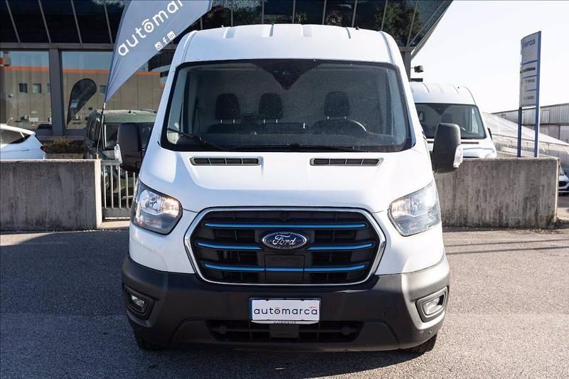 Usata Ford E-Transit Trend 135 kW (184 CV) 2022 Furgone