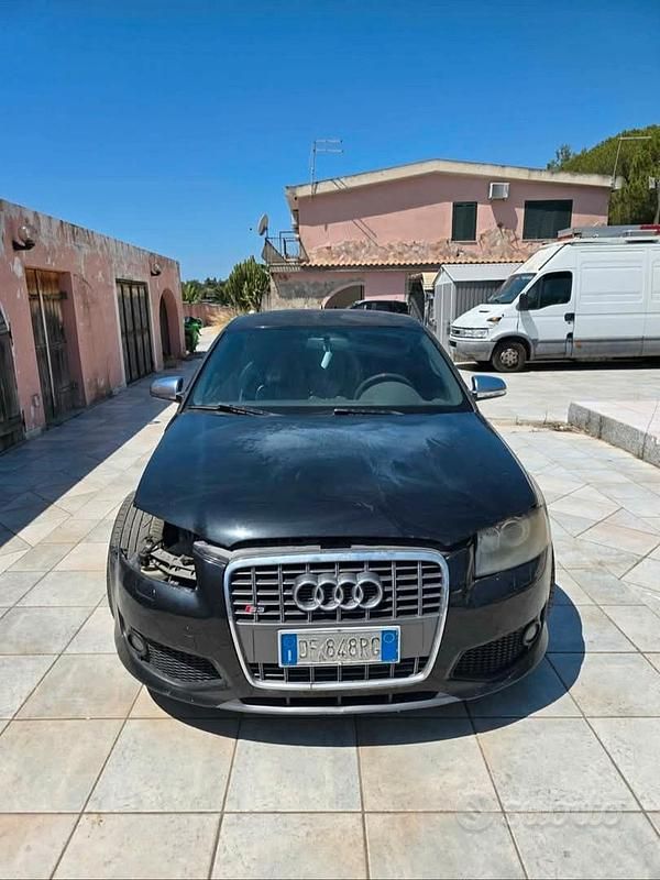 Nero Usata 2007 Audi S3 Due volumi | 7500 € (Ottimo prezzo) - Immagine 1/4
